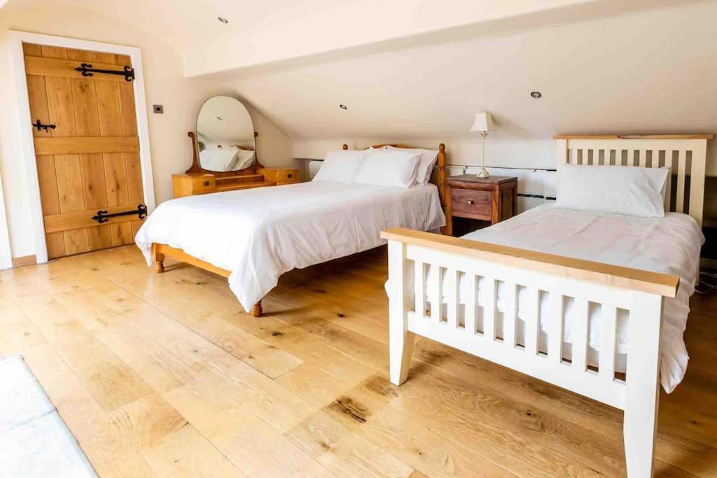 Four Bed Barn Conversion Junction 37 38 M1 Barnsley Extérieur photo
