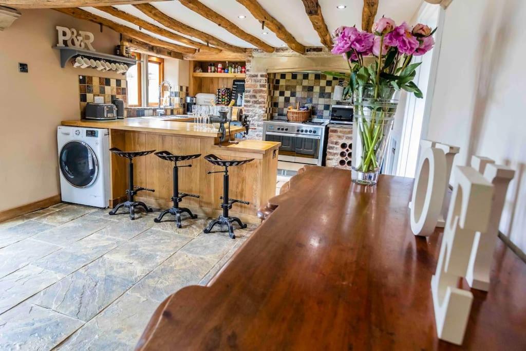 Four Bed Barn Conversion Junction 37 38 M1 Barnsley Extérieur photo